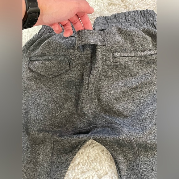 Live Fit Tech Joggers in charcoal grey Men’s XS - Picture 3 of 7